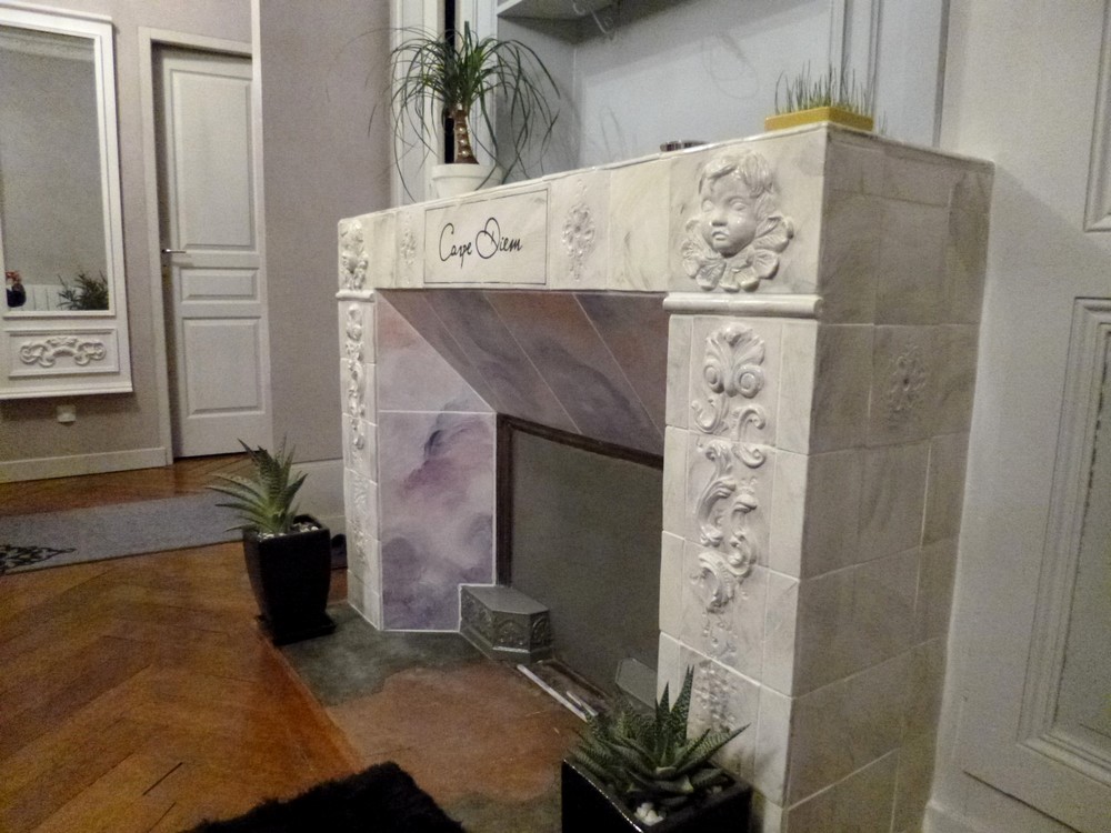 BAS RELIEFS OBJETS LUMINAIRES